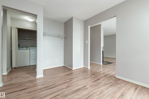 #23 14620 26 St Nw, Edmonton, AB - Indoor Photo Showing Other Room