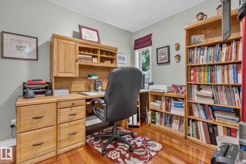 3108 36B Avenue Nw, Edmonton, AB - Indoor Photo Showing Office