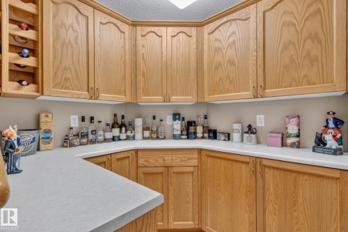 3108 36B Avenue Nw, Edmonton, AB - Indoor Photo Showing Kitchen
