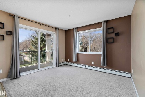 #325 11325 83 St Nw, Edmonton, AB - Indoor Photo Showing Other Room