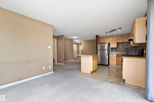 #325 11325 83 St Nw, Edmonton, AB - Indoor Photo Showing Kitchen
