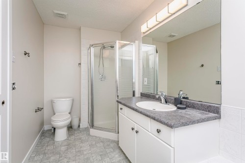 21 Alderson Close, Fort Saskatchewan, AB - Indoor Photo Showing Bathroom