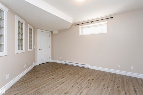 21 Alderson Close, Fort Saskatchewan, AB - Indoor Photo Showing Other Room