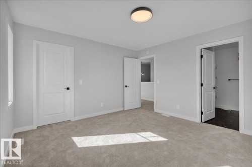 8308 Kiriak Loop Sw, Edmonton, AB - Indoor