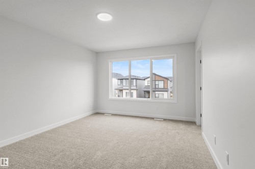 9096 Elves Loop Nw, Edmonton, AB - Indoor Photo Showing Other Room