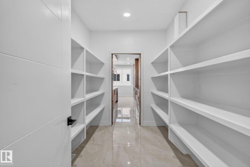 213 Fraser Way Nw, Edmonton, AB - Indoor With Storage