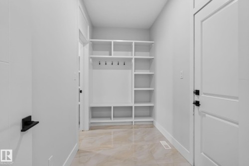 213 Fraser Way Nw, Edmonton, AB - Indoor