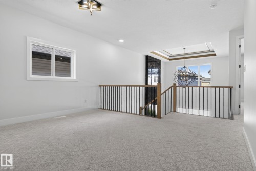 213 Fraser Way Nw, Edmonton, AB - Indoor Photo Showing Other Room