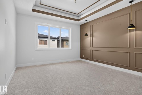 213 Fraser Way Nw, Edmonton, AB - Indoor Photo Showing Other Room