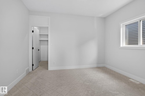 213 Fraser Way Nw, Edmonton, AB - Indoor Photo Showing Other Room