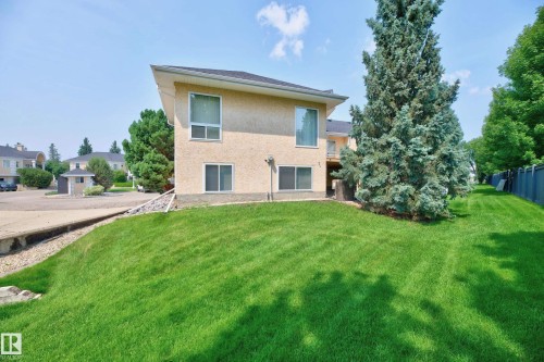 #4 11809 9B Av Nw, Edmonton, AB - Outdoor