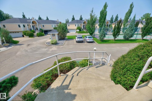 #4 11809 9B Av Nw, Edmonton, AB - Outdoor