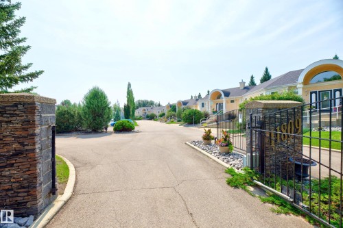 #4 11809 9B Av Nw, Edmonton, AB - Outdoor