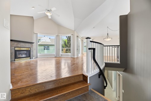 #4 11809 9B Av Nw, Edmonton, AB - Indoor With Fireplace