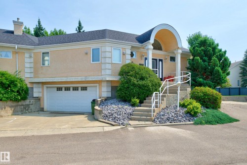 #4 11809 9B Av Nw, Edmonton, AB - Outdoor With Facade