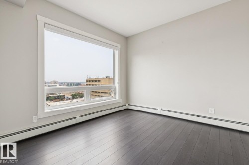 #904 10410 102 Av Nw, Edmonton, AB - Indoor Photo Showing Other Room