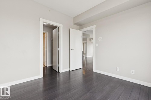 #904 10410 102 Av Nw, Edmonton, AB - Indoor Photo Showing Other Room