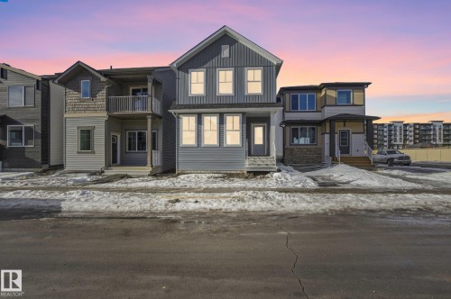3758 Erlanger Drive Nw, Edmonton, AB - Outdoor With Facade