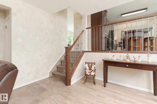 94 Marlboro Drive, Spruce Grove, AB - Indoor Photo Showing Other Room