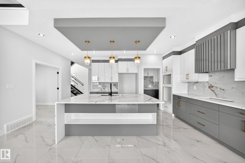 233 Crystal Creek, Leduc, AB - Indoor Photo Showing Kitchen