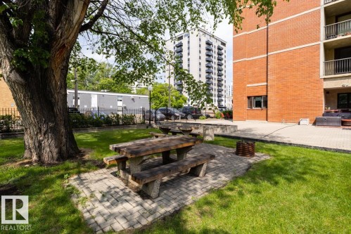 #903 9916 113 St Nw, Edmonton, AB - Outdoor