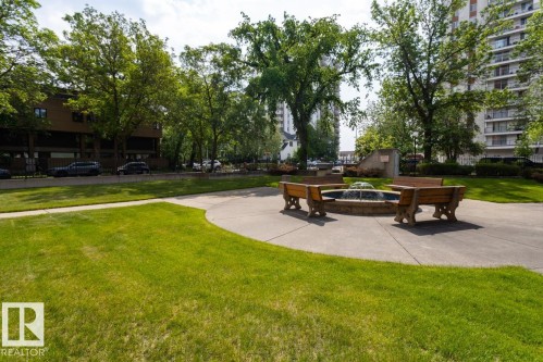 #903 9916 113 St Nw, Edmonton, AB - Outdoor