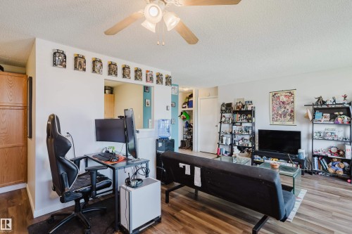 #903 9916 113 St Nw, Edmonton, AB - Indoor Photo Showing Office