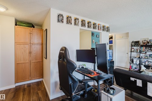 #903 9916 113 St Nw, Edmonton, AB - Indoor Photo Showing Other Room