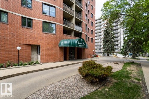 #903 9916 113 St Nw, Edmonton, AB - Outdoor