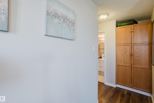 #903 9916 113 St Nw, Edmonton, AB - Indoor Photo Showing Other Room