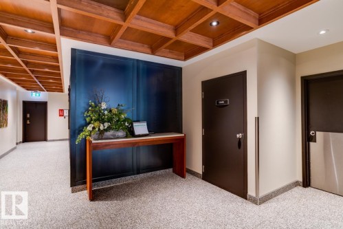 #903 9916 113 St Nw, Edmonton, AB - Indoor Photo Showing Other Room