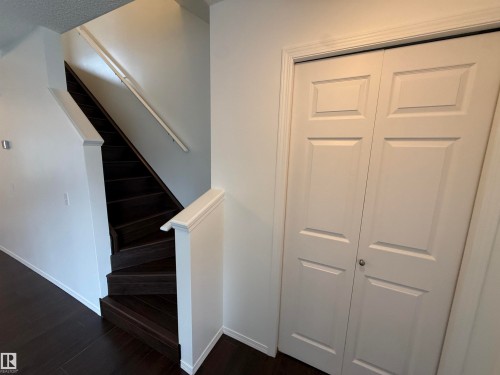 #8 3075 Trelle Cr Nw, Edmonton, AB - Indoor Photo Showing Other Room