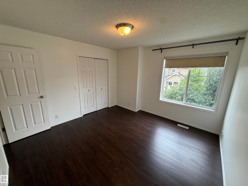 #8 3075 Trelle Cr Nw, Edmonton, AB - Indoor Photo Showing Other Room