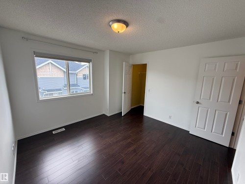 #8 3075 Trelle Cr Nw, Edmonton, AB - Indoor Photo Showing Other Room