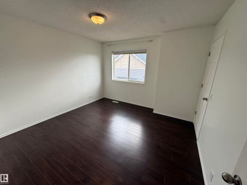 #8 3075 Trelle Cr Nw, Edmonton, AB - Indoor Photo Showing Other Room
