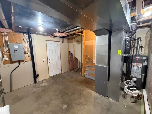 #8 3075 Trelle Cr Nw, Edmonton, AB - Indoor Photo Showing Basement