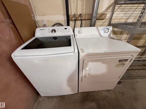 #8 3075 Trelle Cr Nw, Edmonton, AB - Indoor Photo Showing Laundry Room