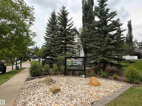 #8 3075 Trelle Cr Nw, Edmonton, AB - Outdoor