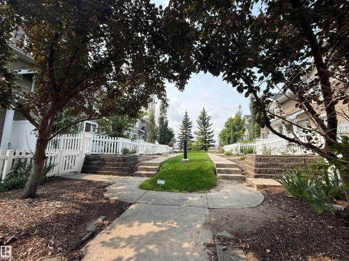 #8 3075 Trelle Cr Nw, Edmonton, AB - Outdoor