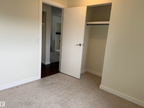 7922 97 Avenue, Fort Saskatchewan, AB - Indoor Photo Showing Other Room