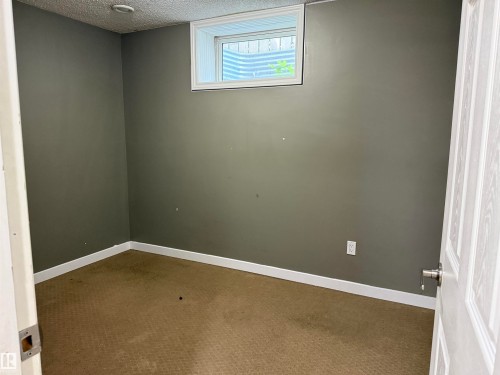 7922 97 Avenue, Fort Saskatchewan, AB - Indoor Photo Showing Other Room