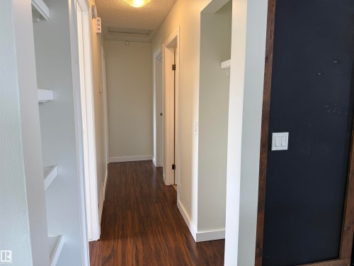 7922 97 Avenue, Fort Saskatchewan, AB - Indoor Photo Showing Other Room