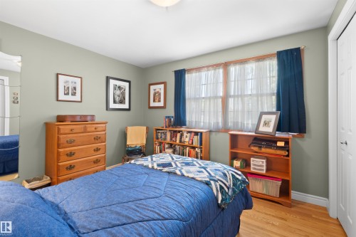 14640 88 Avenue Nw, Edmonton, AB - Indoor Photo Showing Bedroom