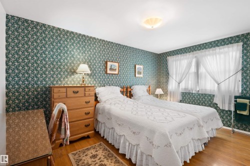 14640 88 Avenue Nw, Edmonton, AB - Indoor Photo Showing Bedroom