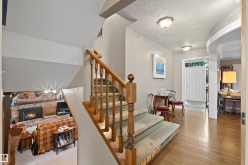 14640 88 Avenue Nw, Edmonton, AB - Indoor Photo Showing Other Room