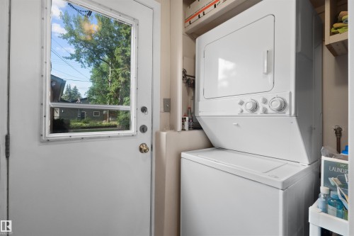 14640 88 Avenue Nw, Edmonton, AB - Indoor Photo Showing Laundry Room