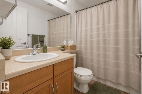 #221 279 Suder Greens Dr Nw, Edmonton, AB - Indoor Photo Showing Bathroom