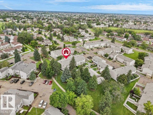 Aerial perspective of a multi-building residential complex - 34 Amberly Court Nw, Edmonton, AB - Outdoor With View