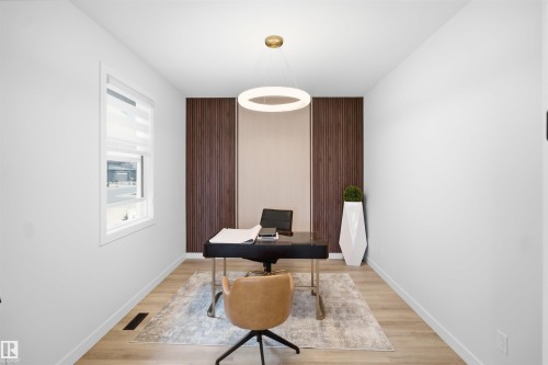 5493 Kootook Road Sw, Edmonton, AB - Indoor