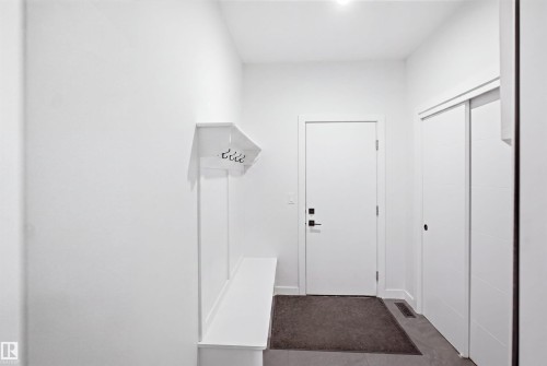 5493 Kootook Road Sw, Edmonton, AB - Indoor Photo Showing Other Room
